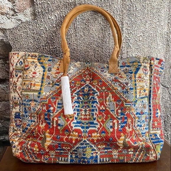 “PERSIAN NIGHTS” Weekender Bag - Picture 2 of 6